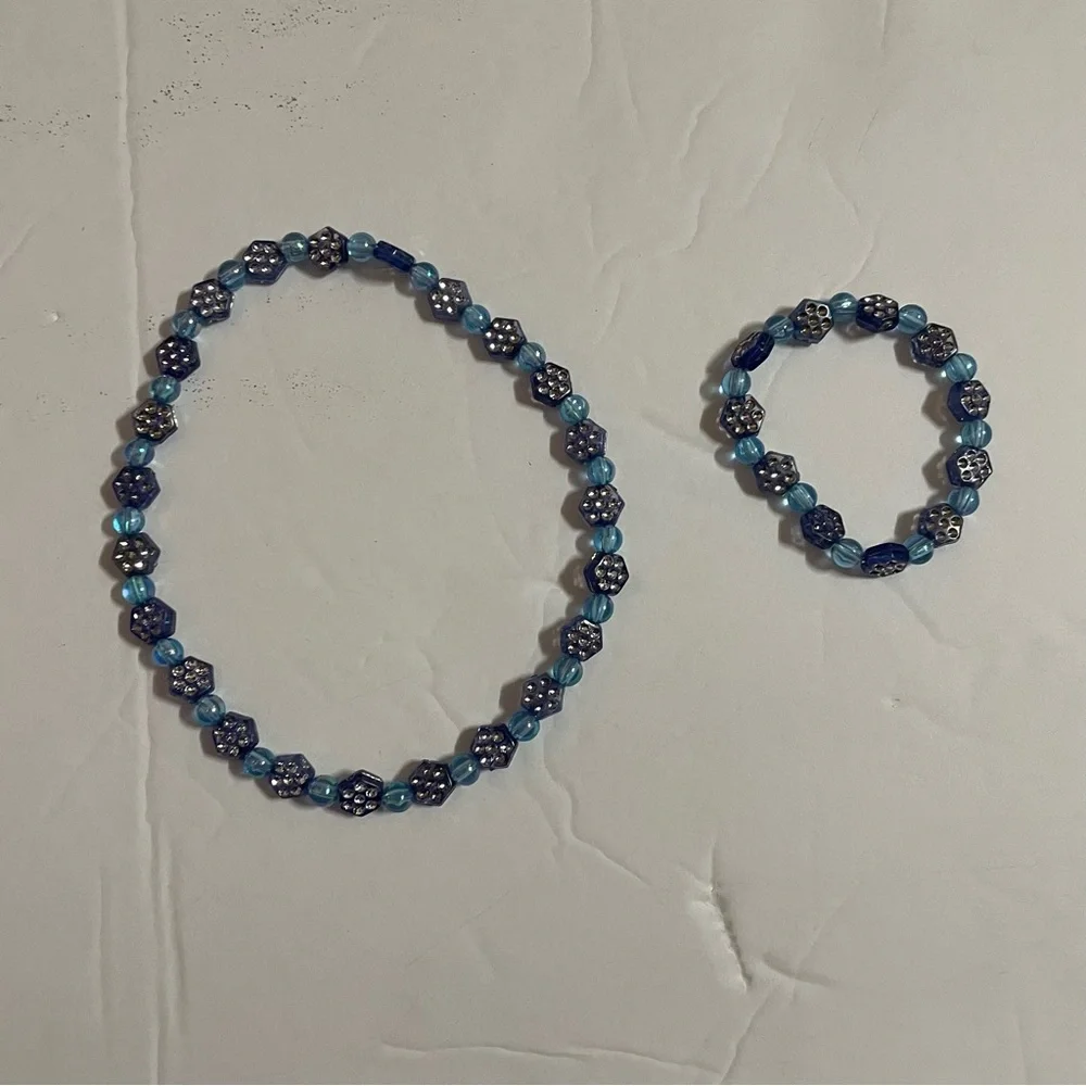 Vintage Stretchable Girls Blue Beaded Necklace and Bracelet